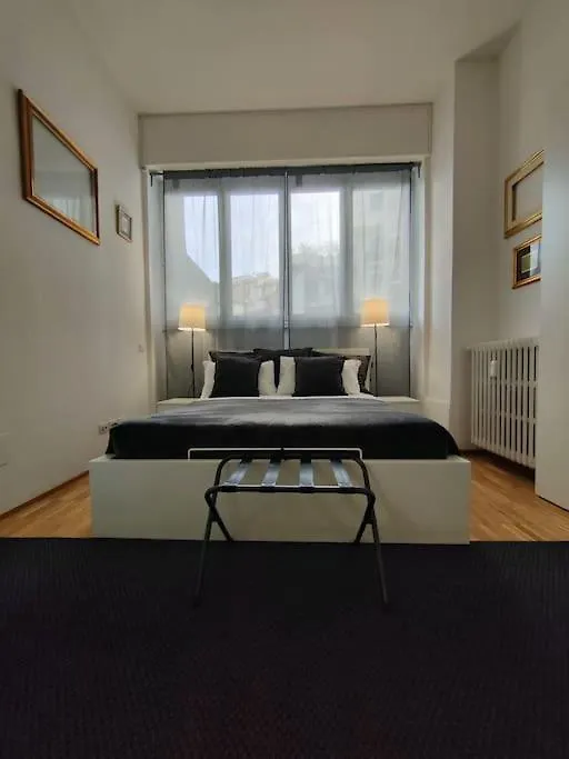 Short Rent Milan Porta Romana-1